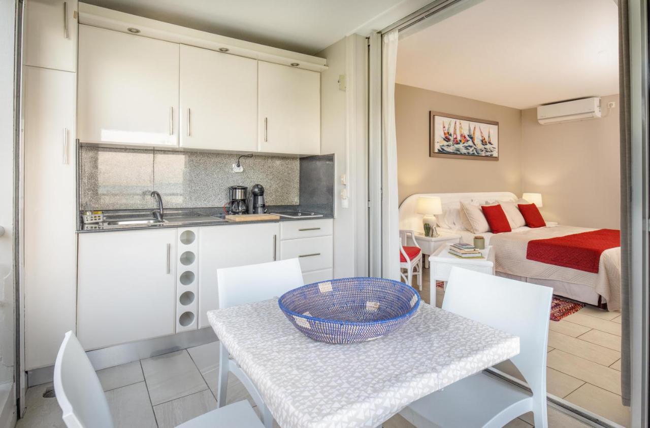 Appartement bord de mer très Fonctionnel , sur la plage & vue mer Exceptionnelle - Ferienwohnung Le Gosier