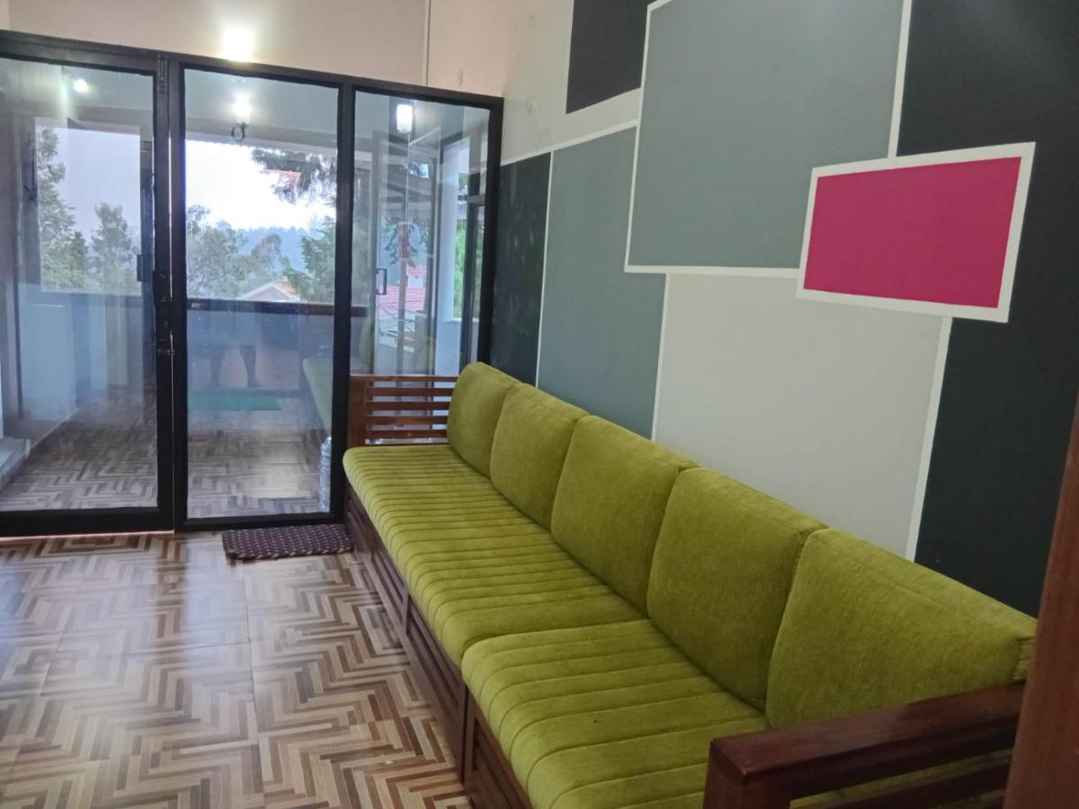 Suite with Mountain View