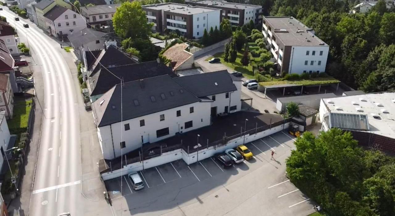 ALS Zimmer & Suiten - B&B Lambach