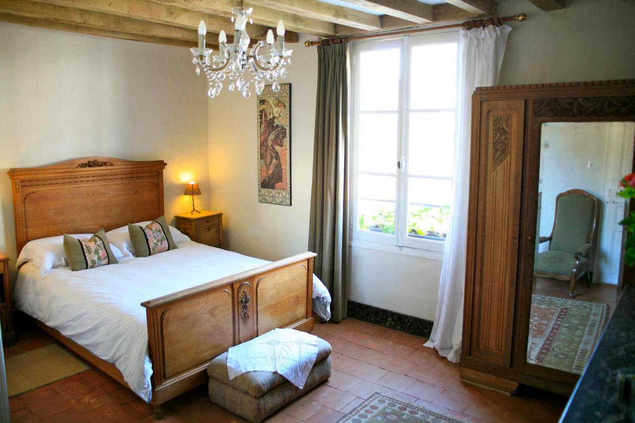 B&B Saint-Pierre - Le Chaton Rouge - Bed and Breakfast Saint-Pierre