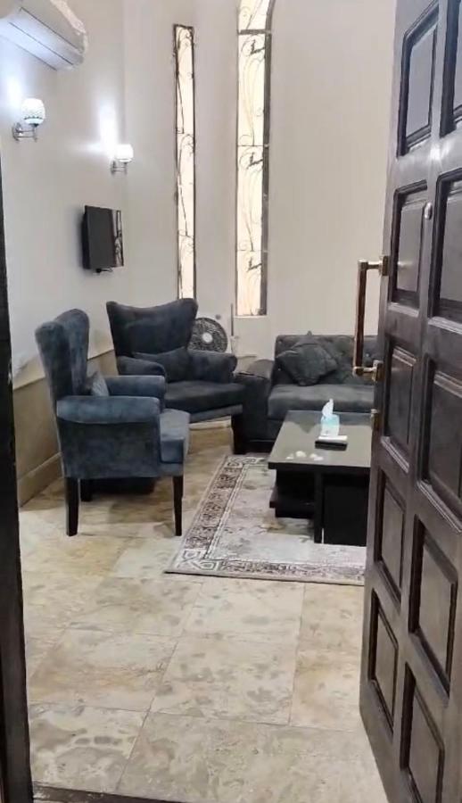 شقة فندقية عائلية - Chambres d’hôtes Ash Shaykh Zuwayd