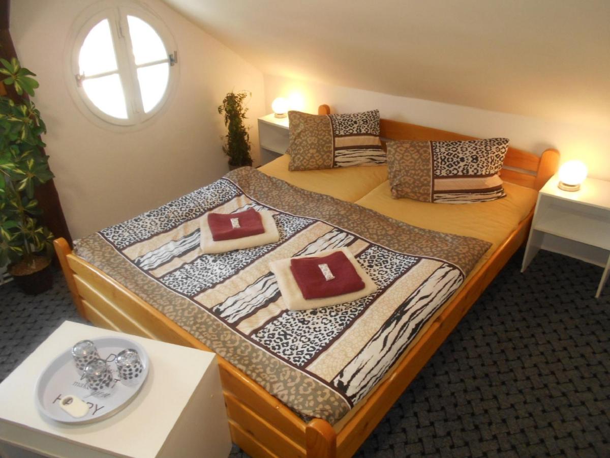 Triple Room - Attic 6