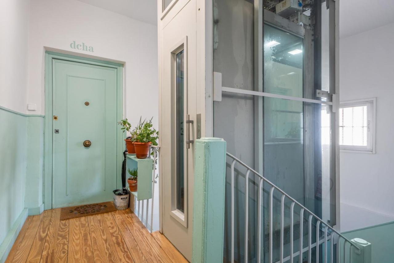 Attic 3Bedrms-2Baths in Heart of Malasana - B&B Madrid