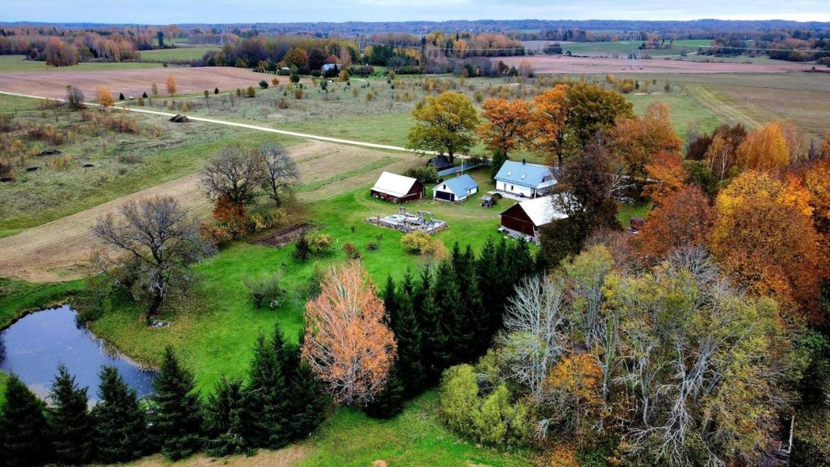 Cozy, private country home with a garden and sauna - B&B Põru