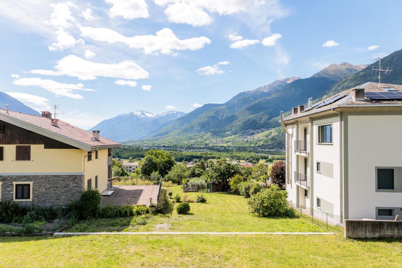 Revo Apartments - Meriggio - Chambres d’hôtes Albosaggia