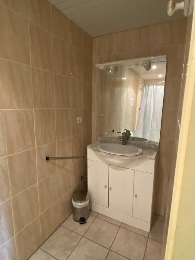 Driepersoonskamer met Eigen Badkamer