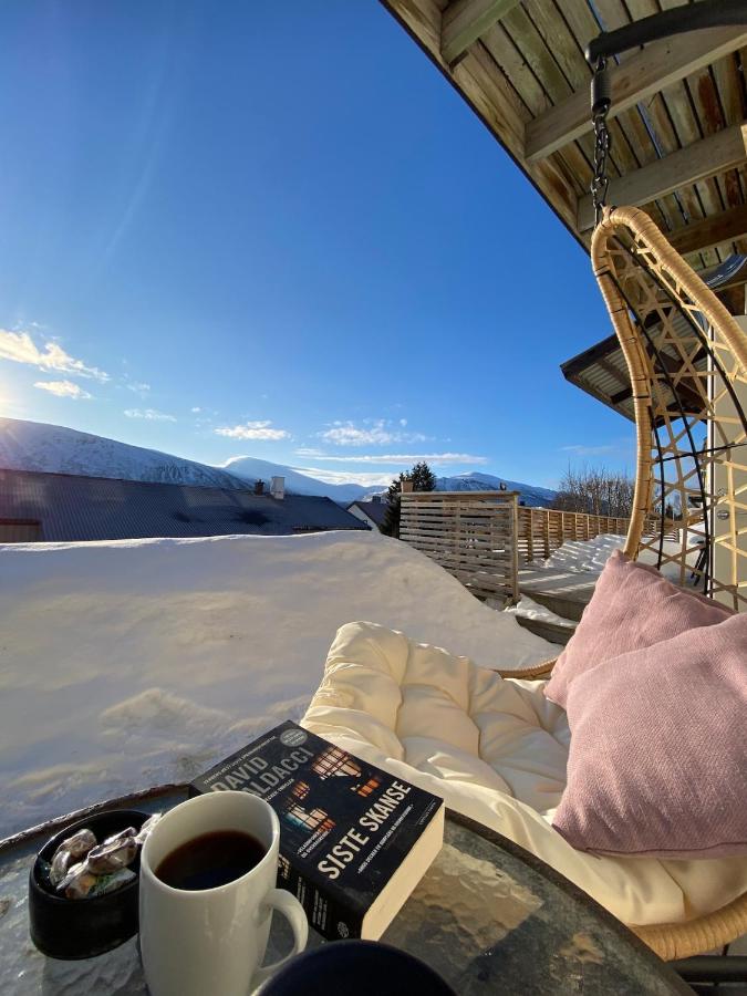Scenic Apartment, Free Parking & Near Center - B&B Tromsø