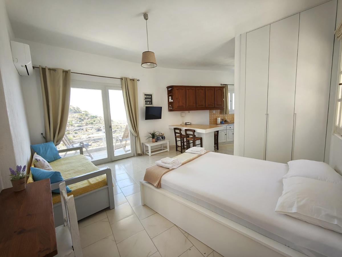 Studio Apartment with Sea View