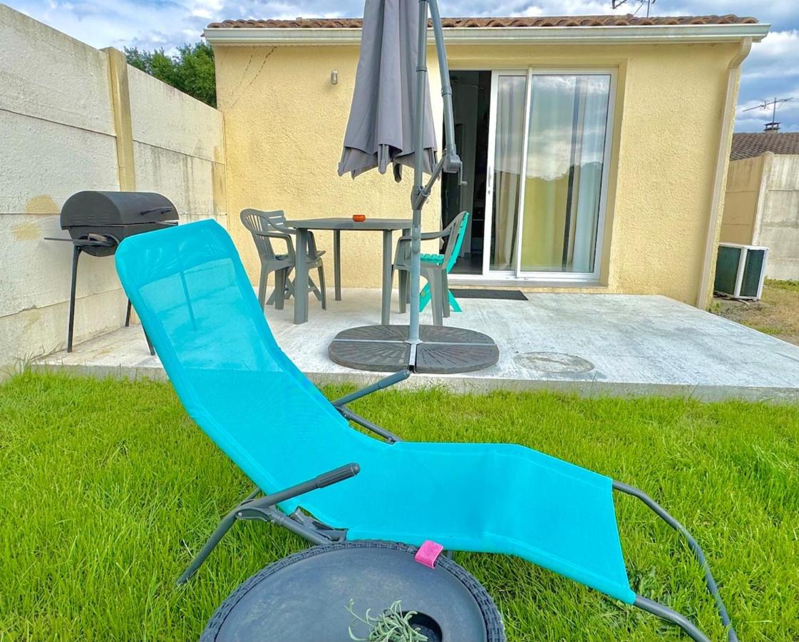 T2 tout équipé proche des châteaux du médoc et de la côte Atlantique - B&B