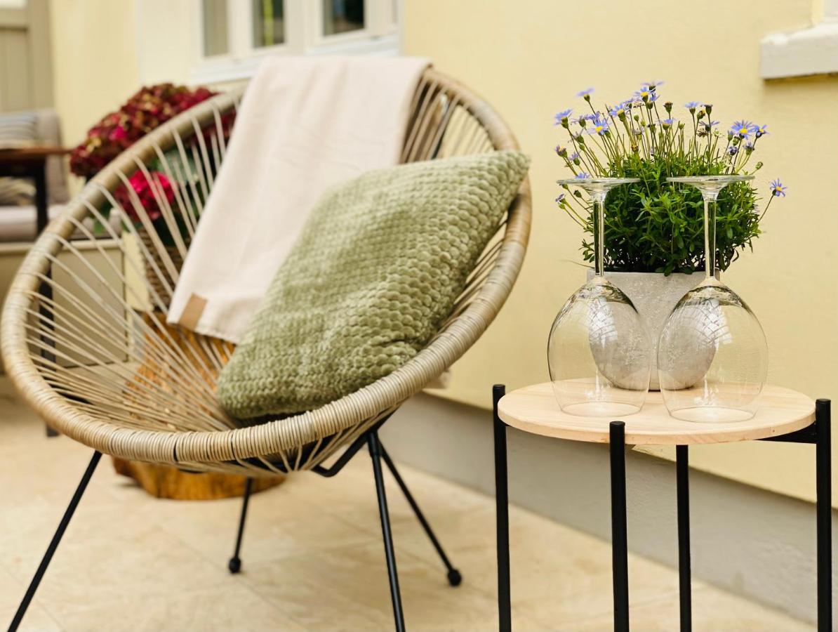 Familienfreundliches Landhaus "Karin" mit Pool - Ferienwohnung Struppen