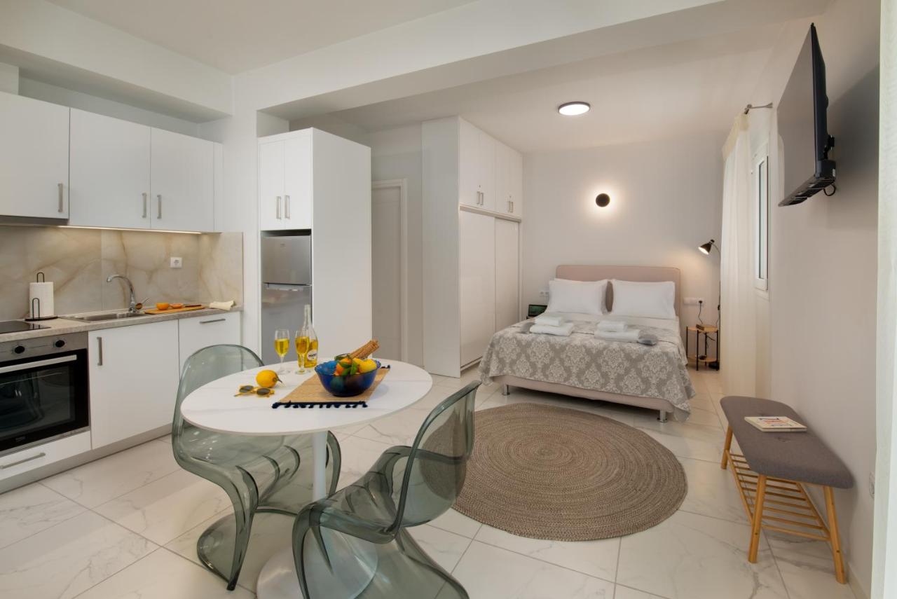 OIKEIA Apartments by All About Paxos - Ferienwohnung Gáïos