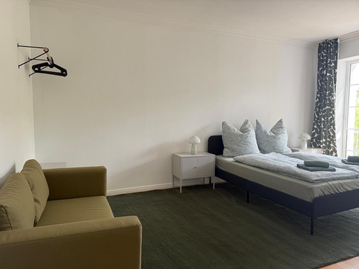 One-Bedroom Apartment with Balcony