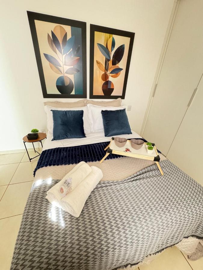 Travellar London 186 - B&B Ribeirão Preto