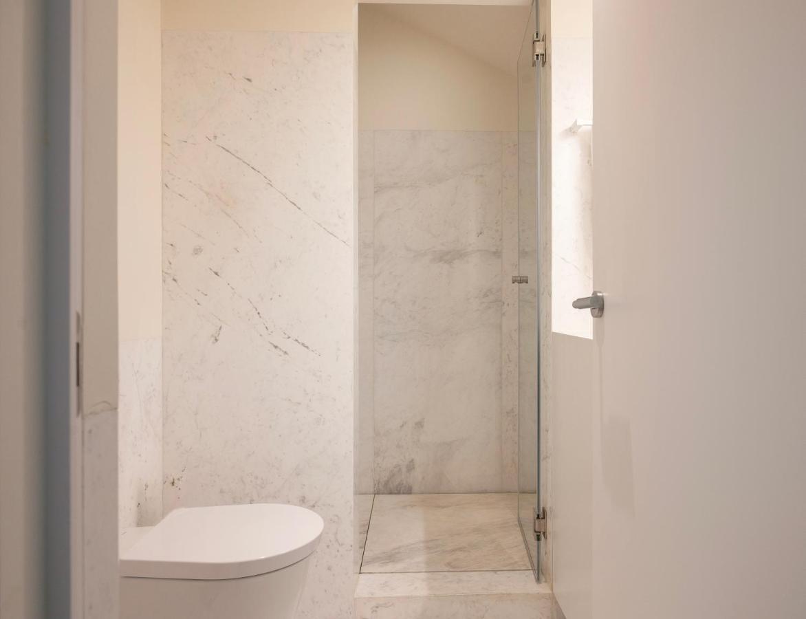 Appartement avec Balcon et Vue sur Piscine