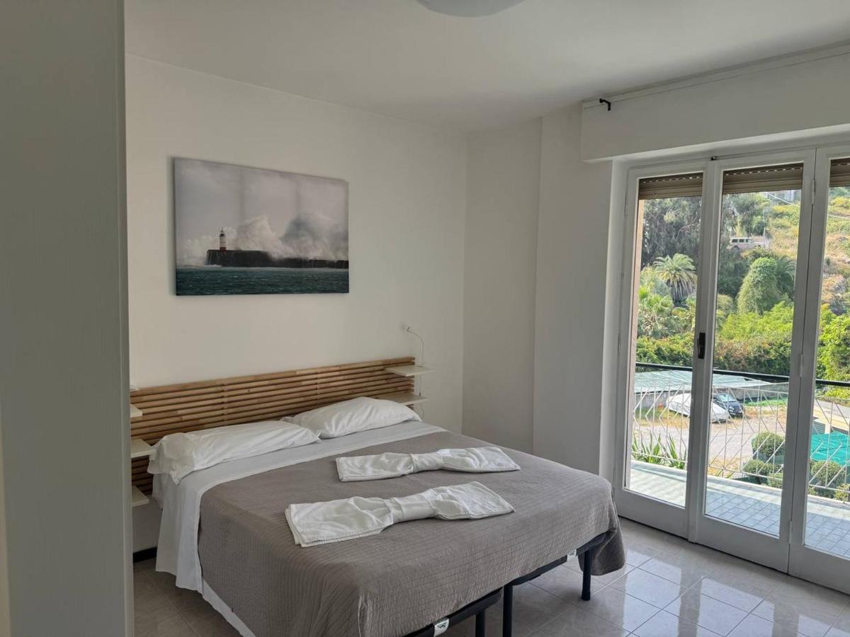 Casa Nicole con spiaggia privata RDA Luxury - Bed and Breakfast Bordighera