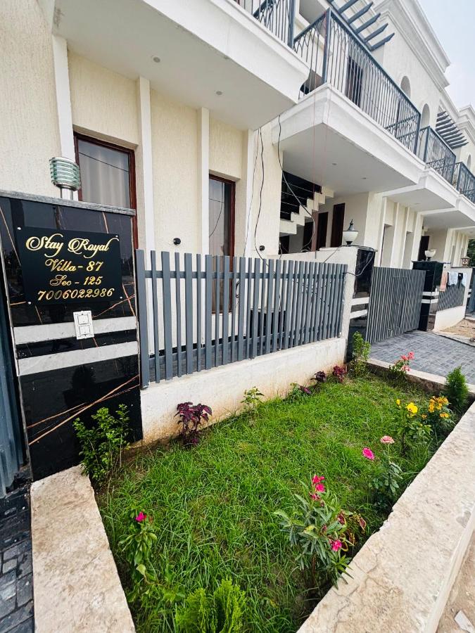4BHK Luxury Villa In Mohali - Stay Royal - B&B Kharar