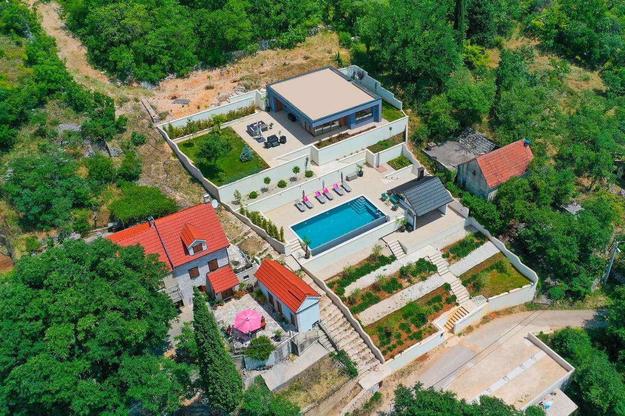 Luxury Villa Dobri Dida - B&B