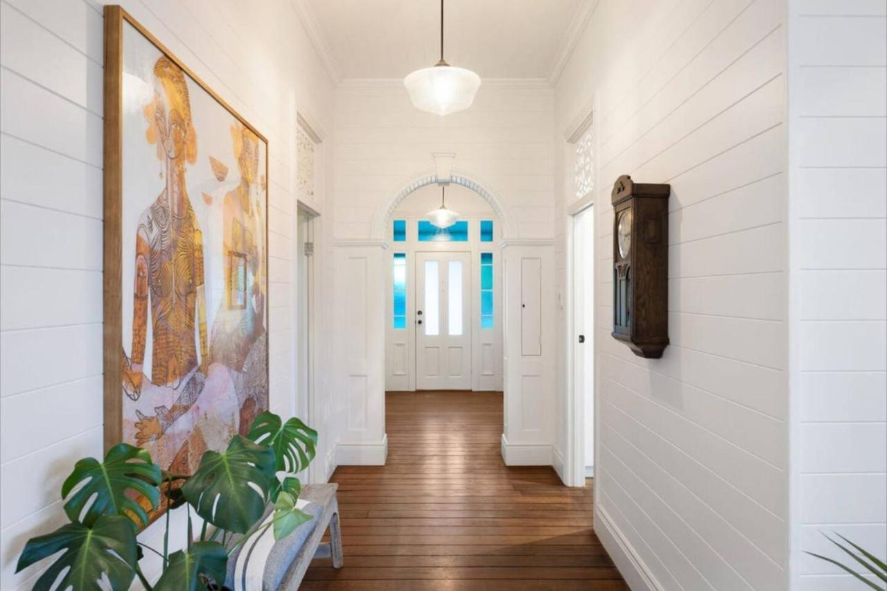 Charlotte Estate Timeless Elegance in the Byron Hinterland - B&B
