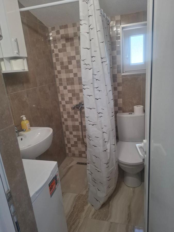 Apartman Andjela 3 - Ferienwohnung Lastva