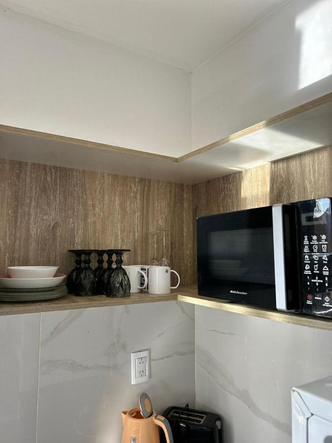 Superior One-Bedroom Apartment