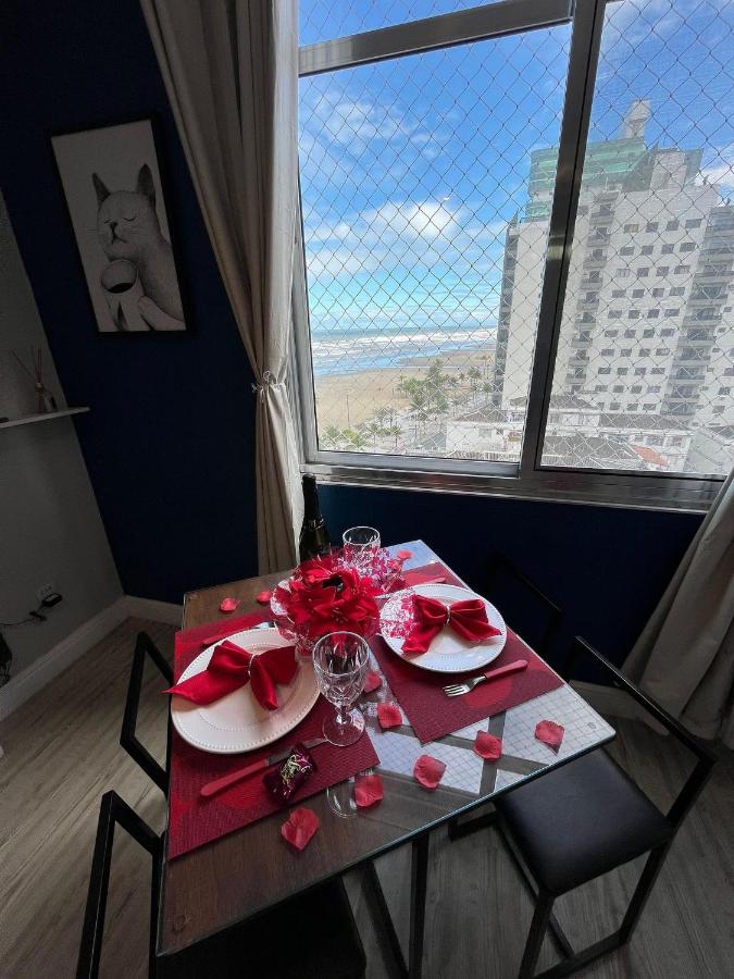 920 Vista Mar - Studio enfrente a Praia - WIFI - Restaurantes, Padaria e Mercadinho ao lado, Quiosques Bar com música ao vivo - Chambres d’hôtes Praia Grande