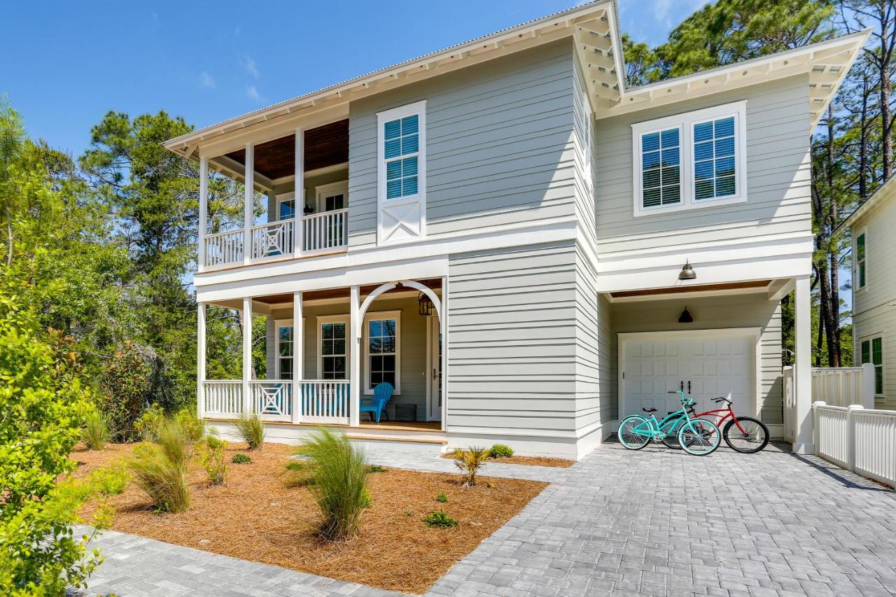 Family-Friendly Santa Rosa Home Walk to Beach! - B&B
