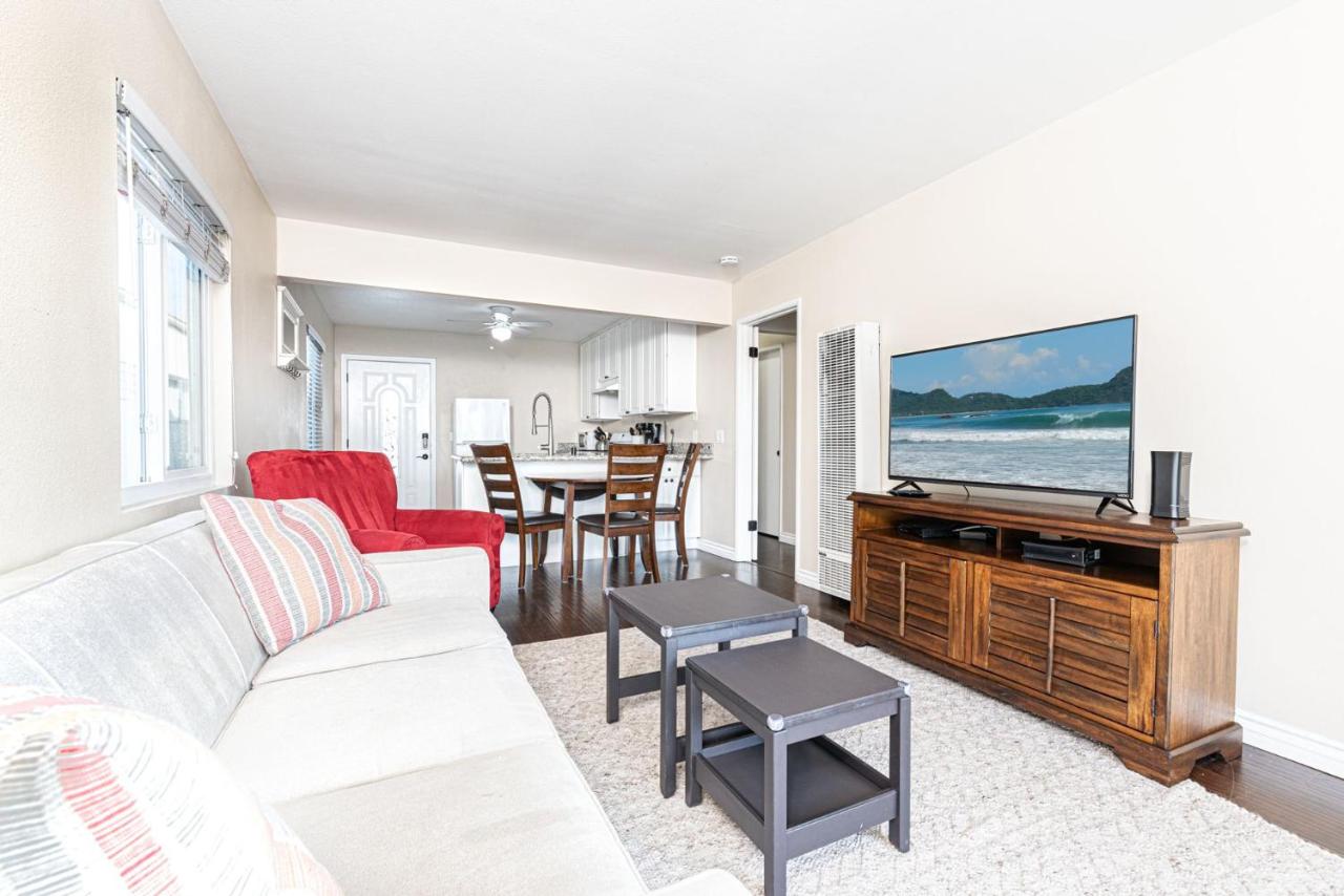 Cozy 1Br Beach Retreat W- Balcony Bbq One Block From Sand By Beachview Rentals - B&B Newport Beach