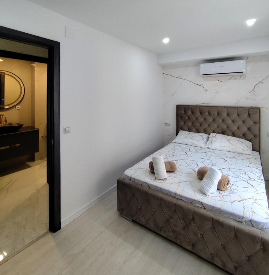 Alicante Central Luxe - B&B Alicante