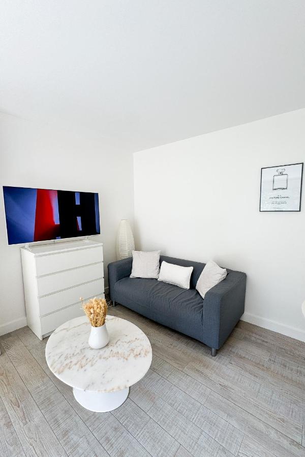 L Écrin de Neuilly - La Défense & Champs Elysées 10 min away - B&B Neuilly-sur-Seine
