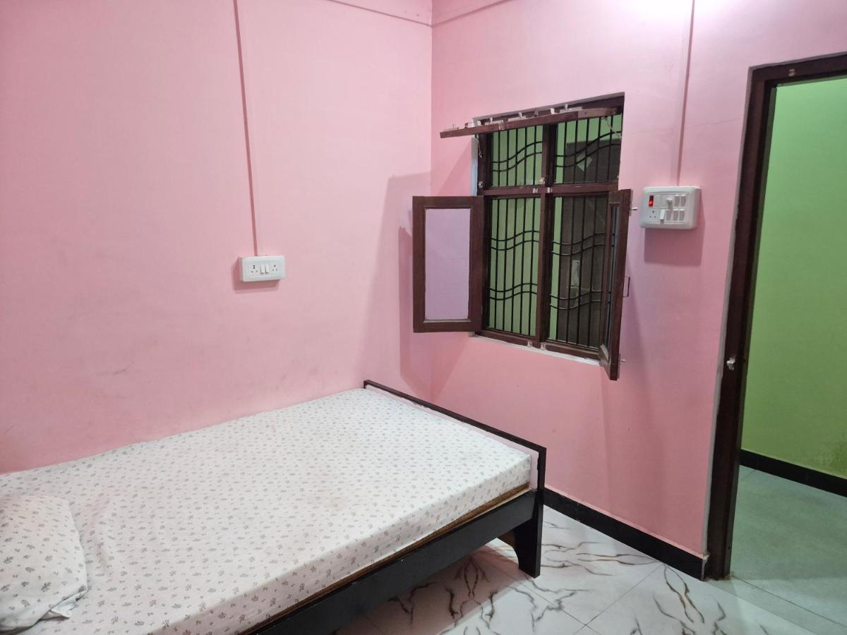 Budget Single Room
