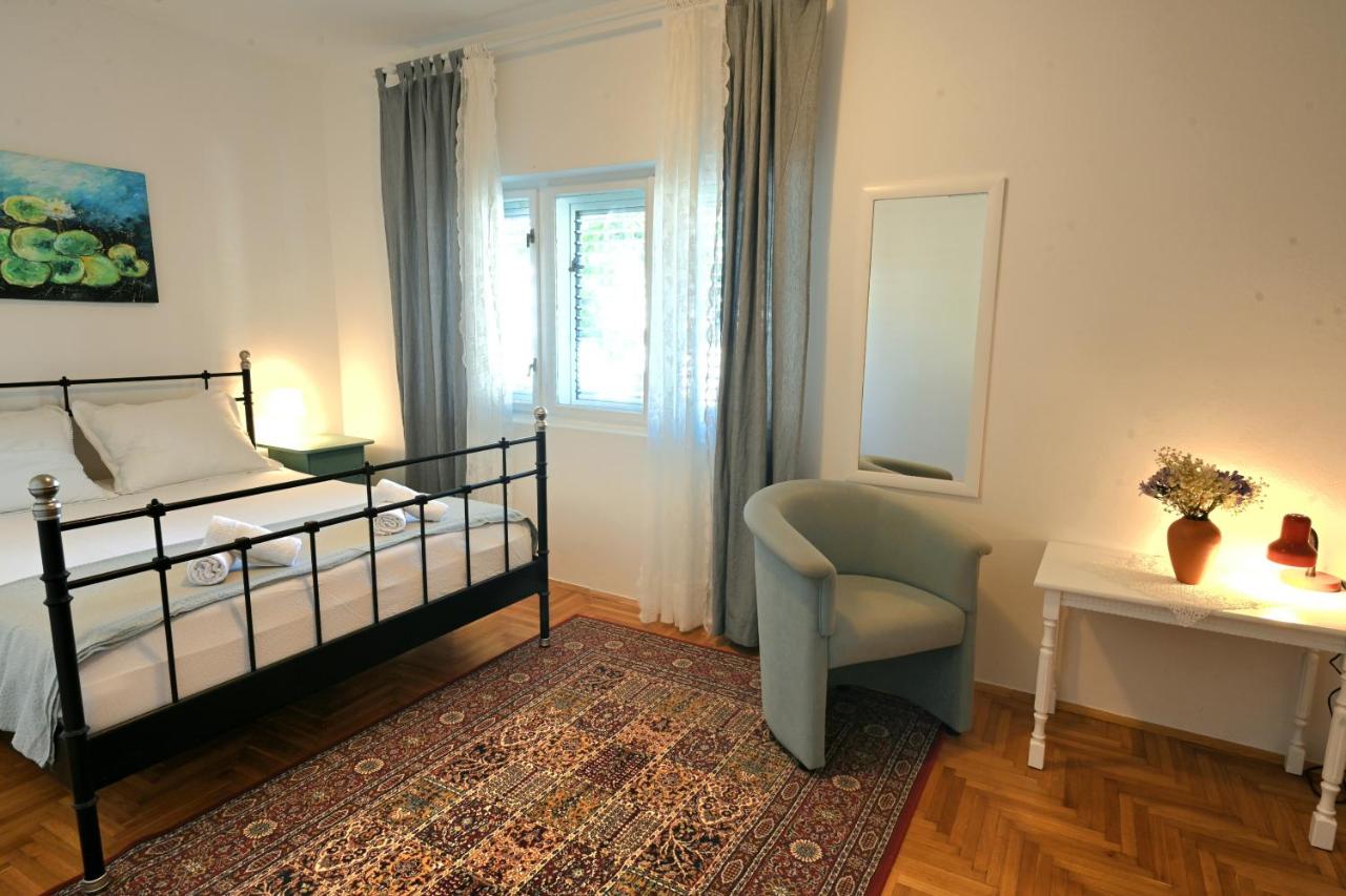 Appartamento con Vista Giardino
