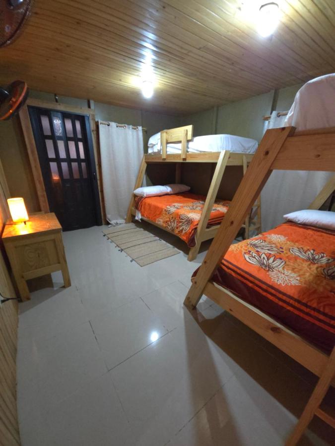 Habitación Familiar con baño privado