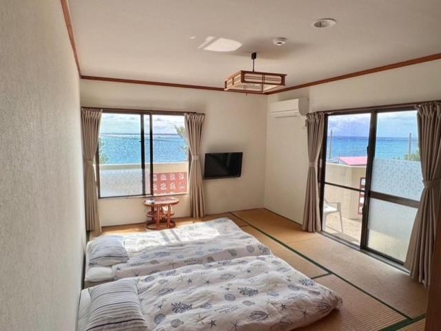 Standard Triple Room with Sea View