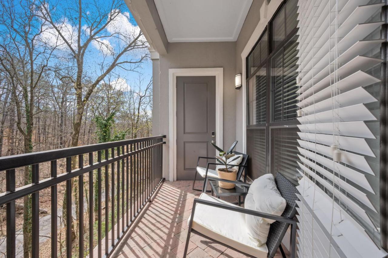 Truist Luxe Haven near Battery - B&B Atlanta