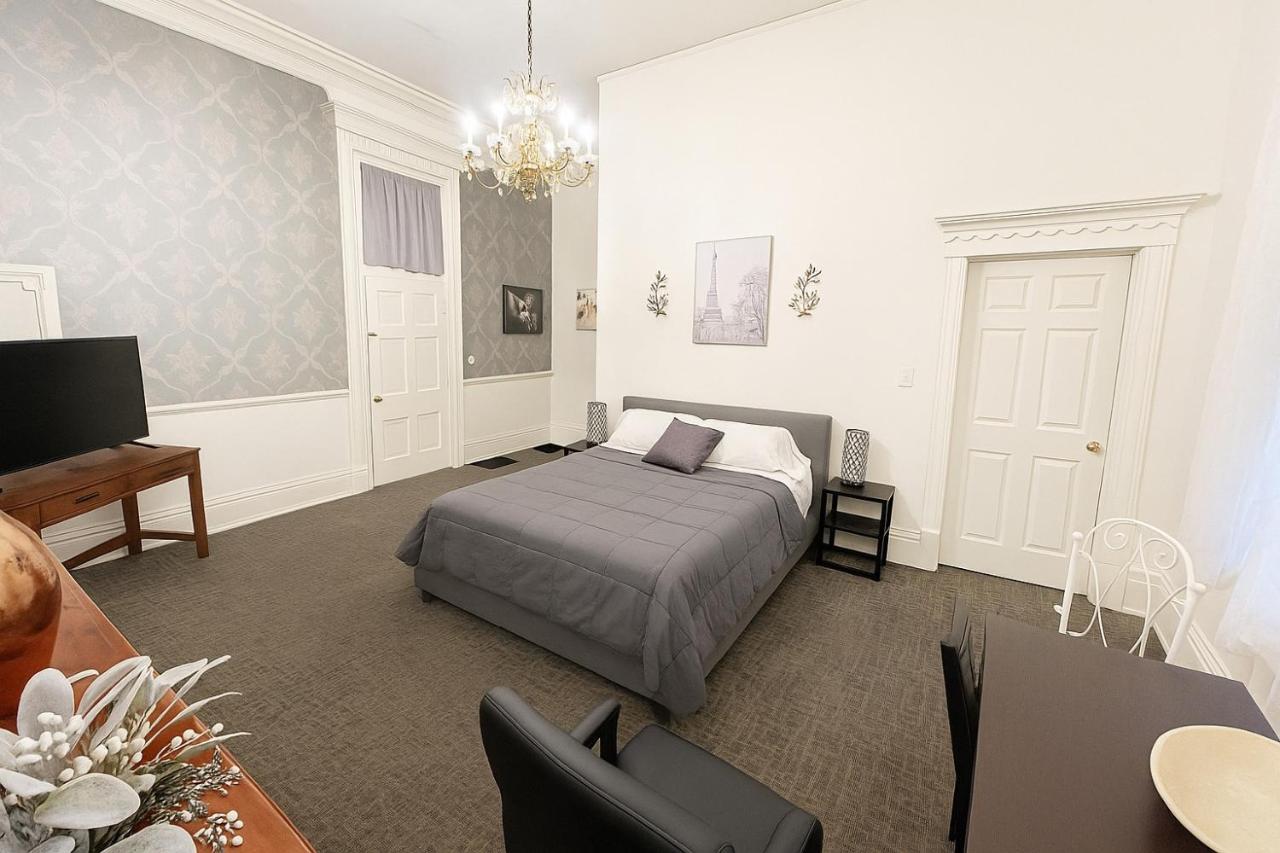 Suite 3 Eighteen - B&B