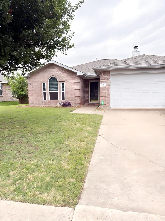 Dream away in this charming 3 beds home - B&B