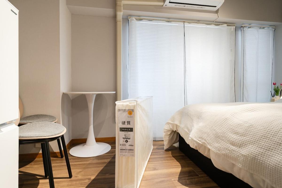 7minute walk from JR Takadanobaba Station, 11 minutes from Shinjuku ,Wi-Fi, simple and high-quality space - B&B Tokyo