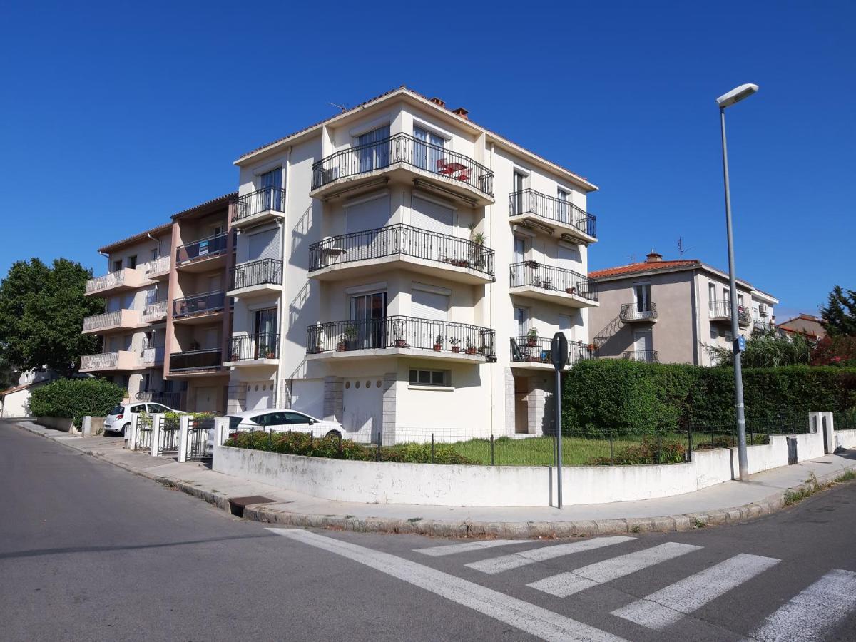 Couchage solo ou à 2 avec grand salon à Perpignan - B&B