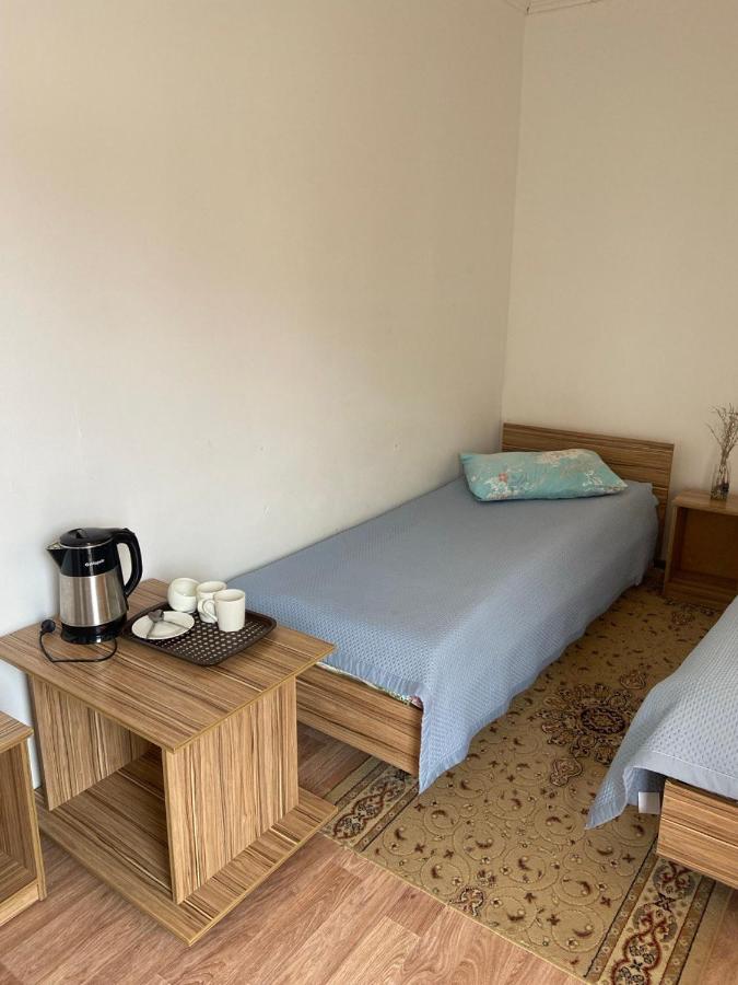 Chambre Lits Jumeaux avec Salle de Bains Privative