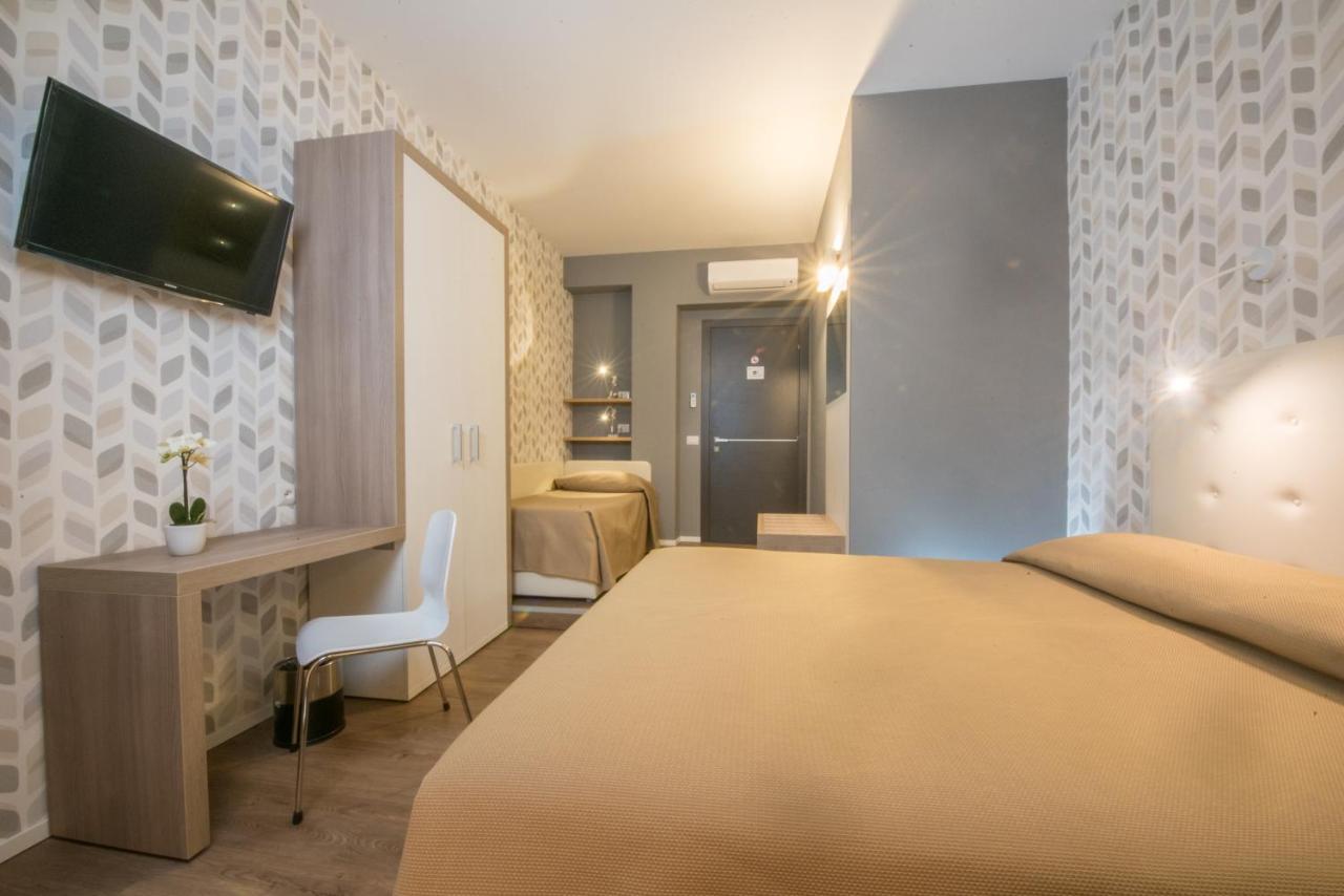 Triple Room with Private Bathroom