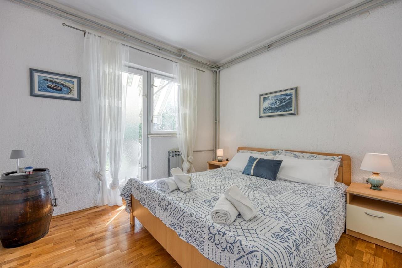 Apartment mit Terrasse