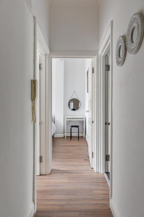 Comfy 2-Bed Retreat in Hackney & Islington - Bed and Breakfast Londen