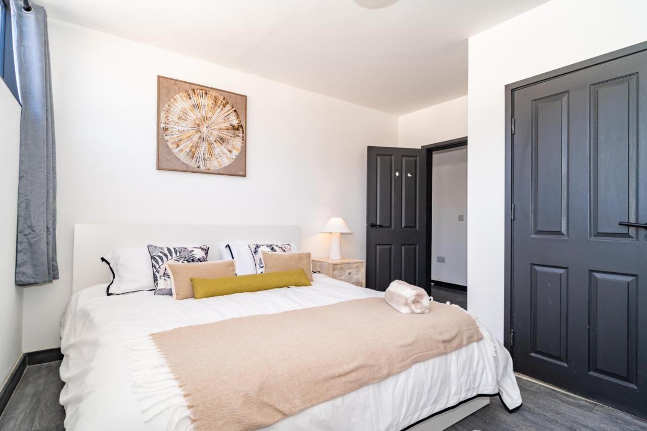 Penthouse City Centre Apartment - Bed and Breakfast Tunbridge Wells