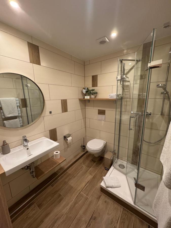 Twin Room with Private Bathroom