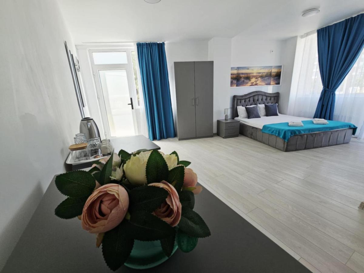 Two-Bedroom Apartment with Terrace