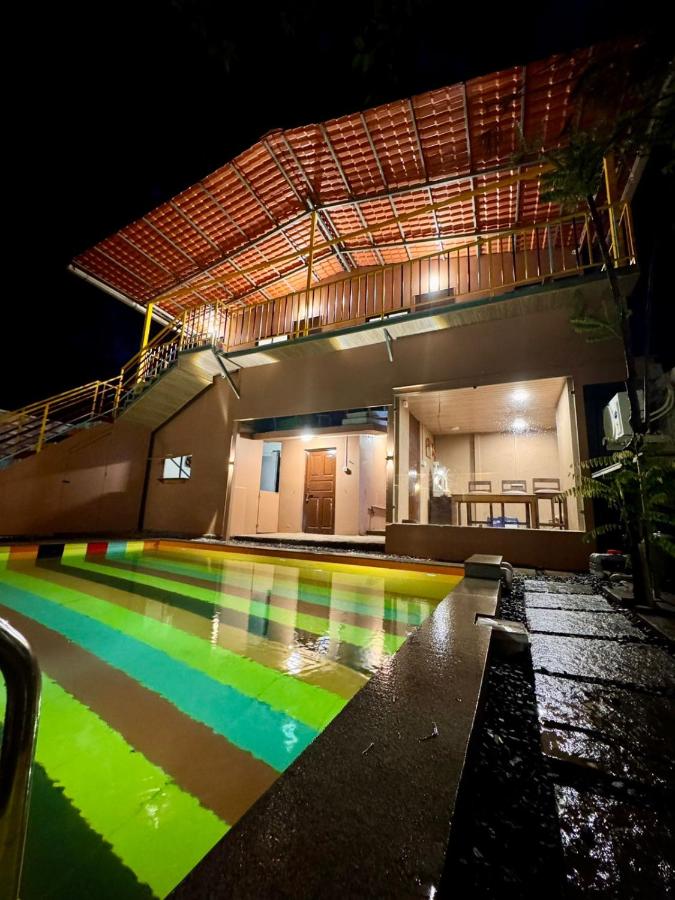 Paradise A Social Hostel - B&B Anjuna