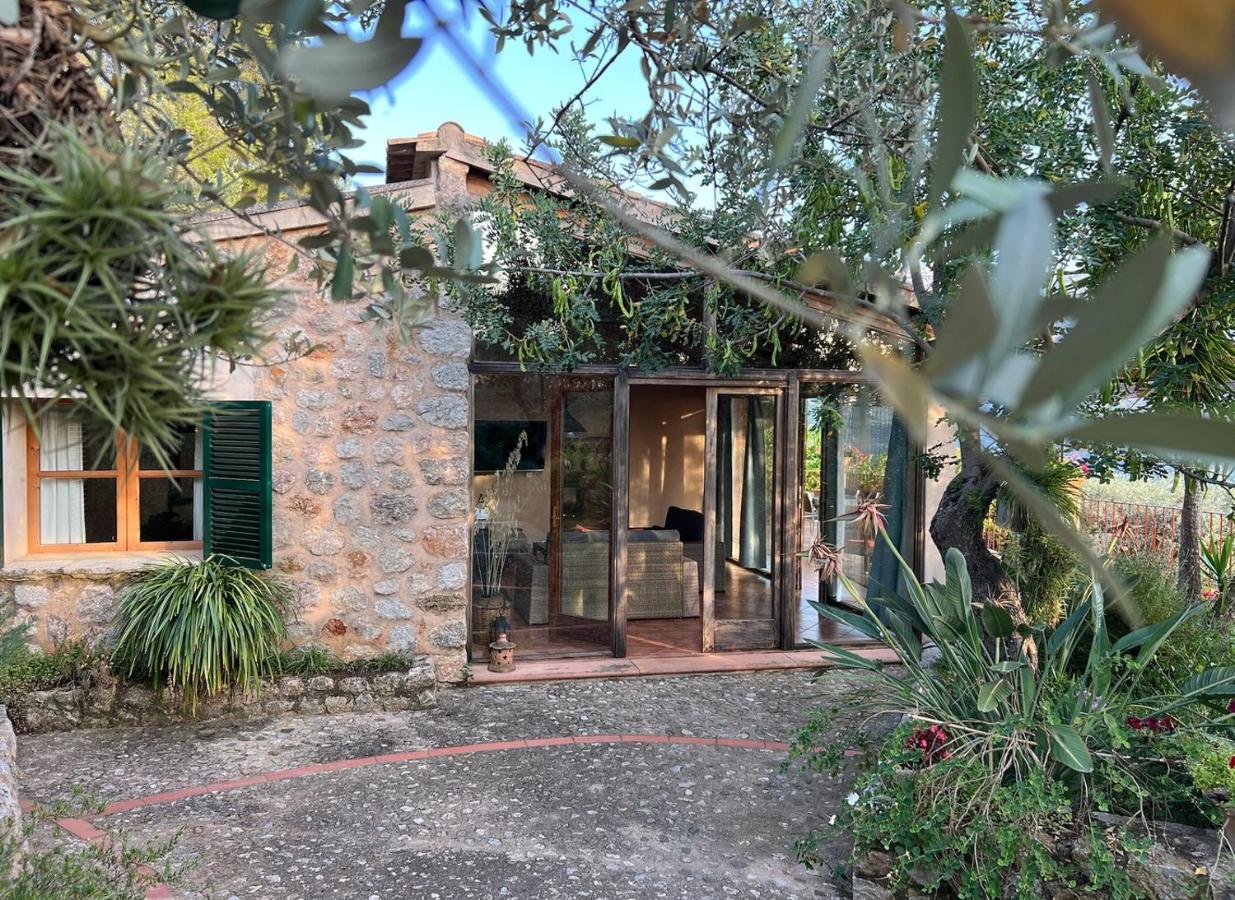 Soller Sunset Escape - Private Pool and Sea Views - B&B Fornalutx