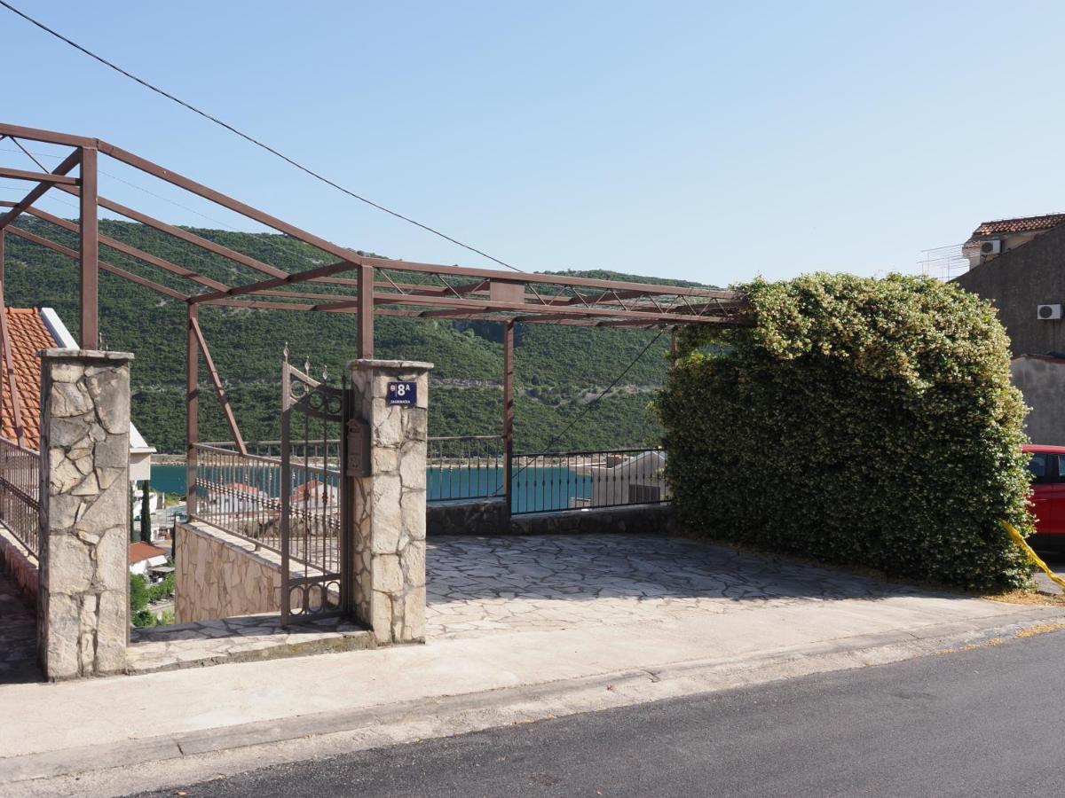 Villa Njavro - Ferienwohnung Neum