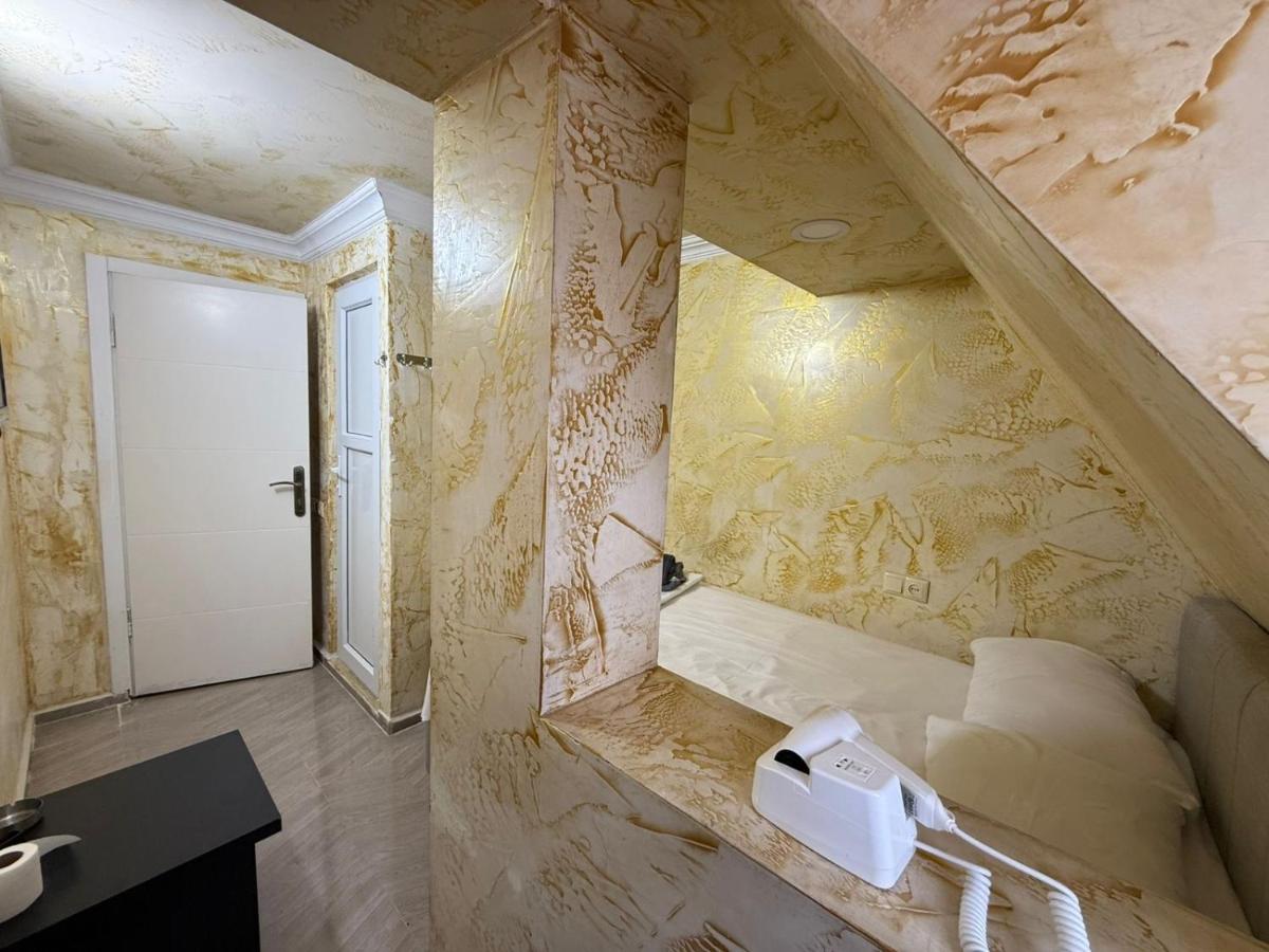 Camera Singola Budget