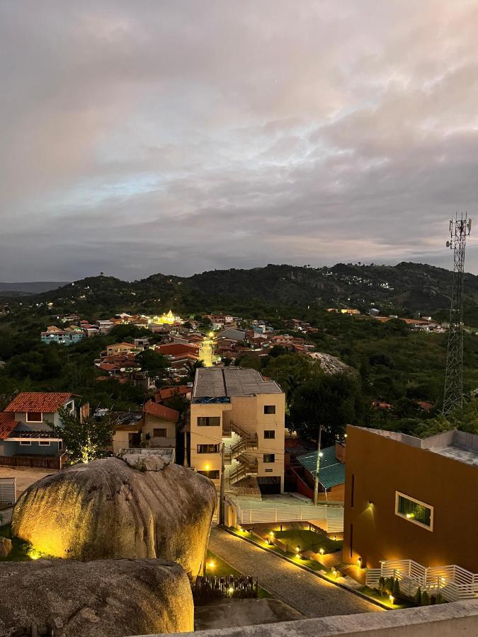 Condomínio Alto da Serra Negra - Bed and Breakfast Bezerros